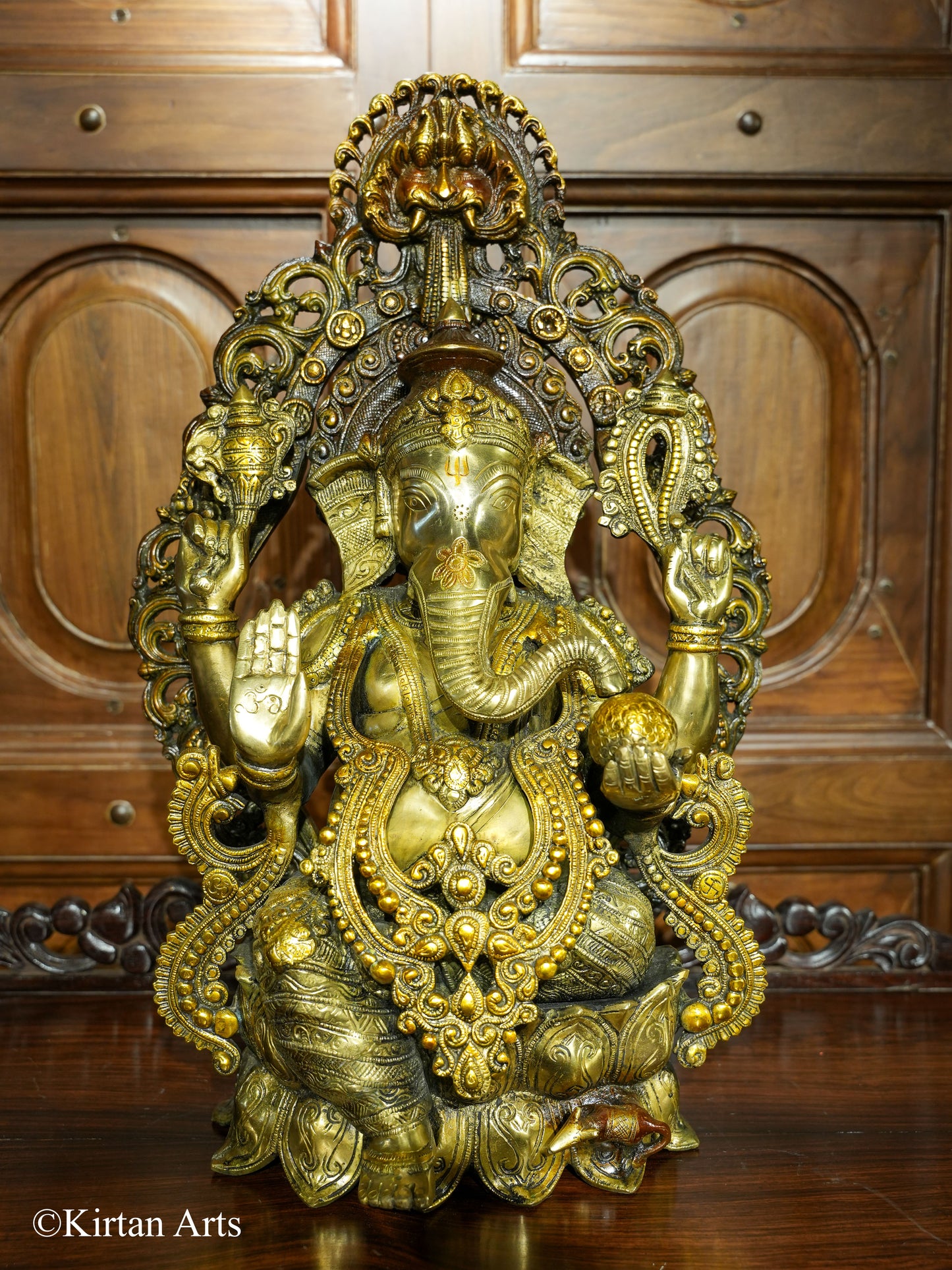 Brass Ganesha Triple Colour Tone Finish 24"