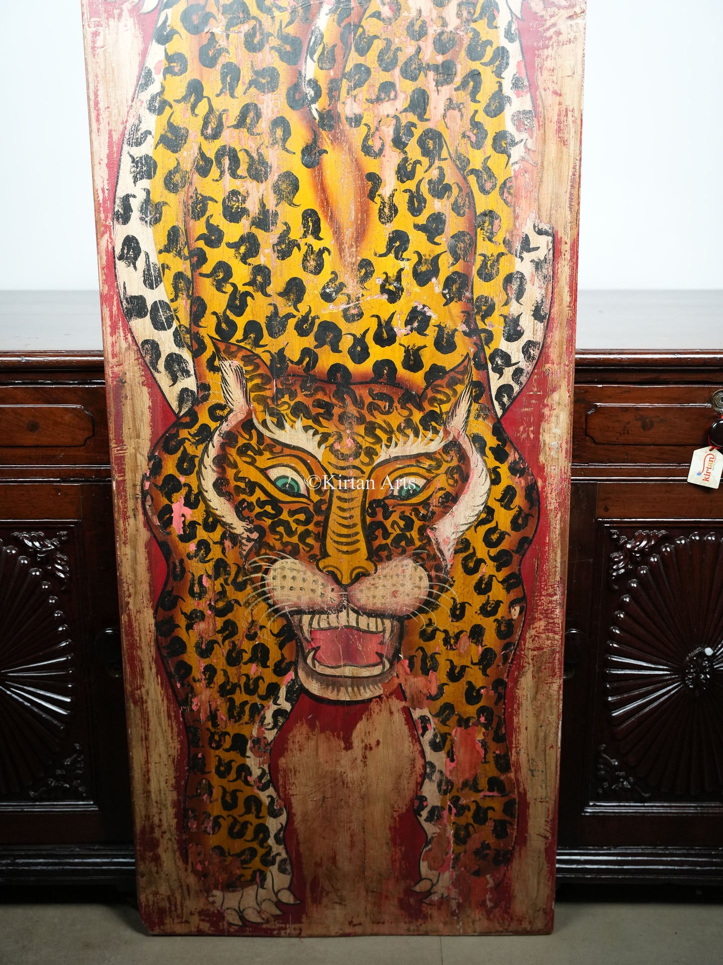 Wooden Tiger Panel | Distress Finish | 6ft