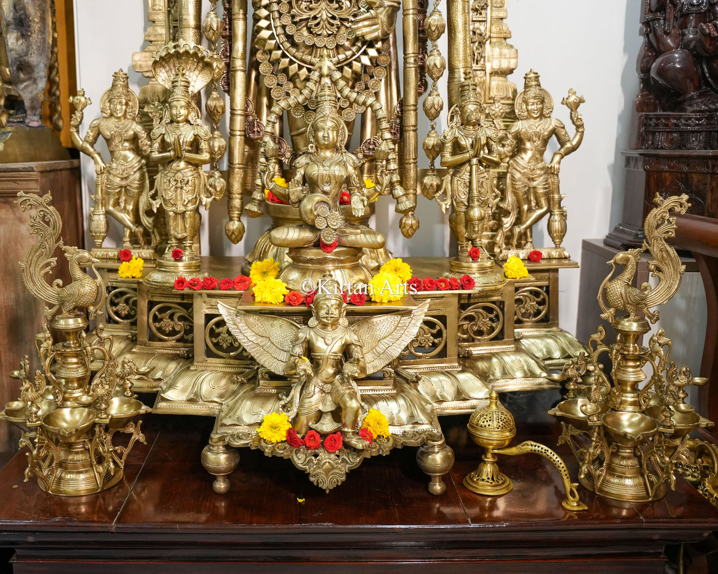 Grand Bronze Tirupati Balaji Venkateswara Sculpture with Prabhavali | 72" | 355kg