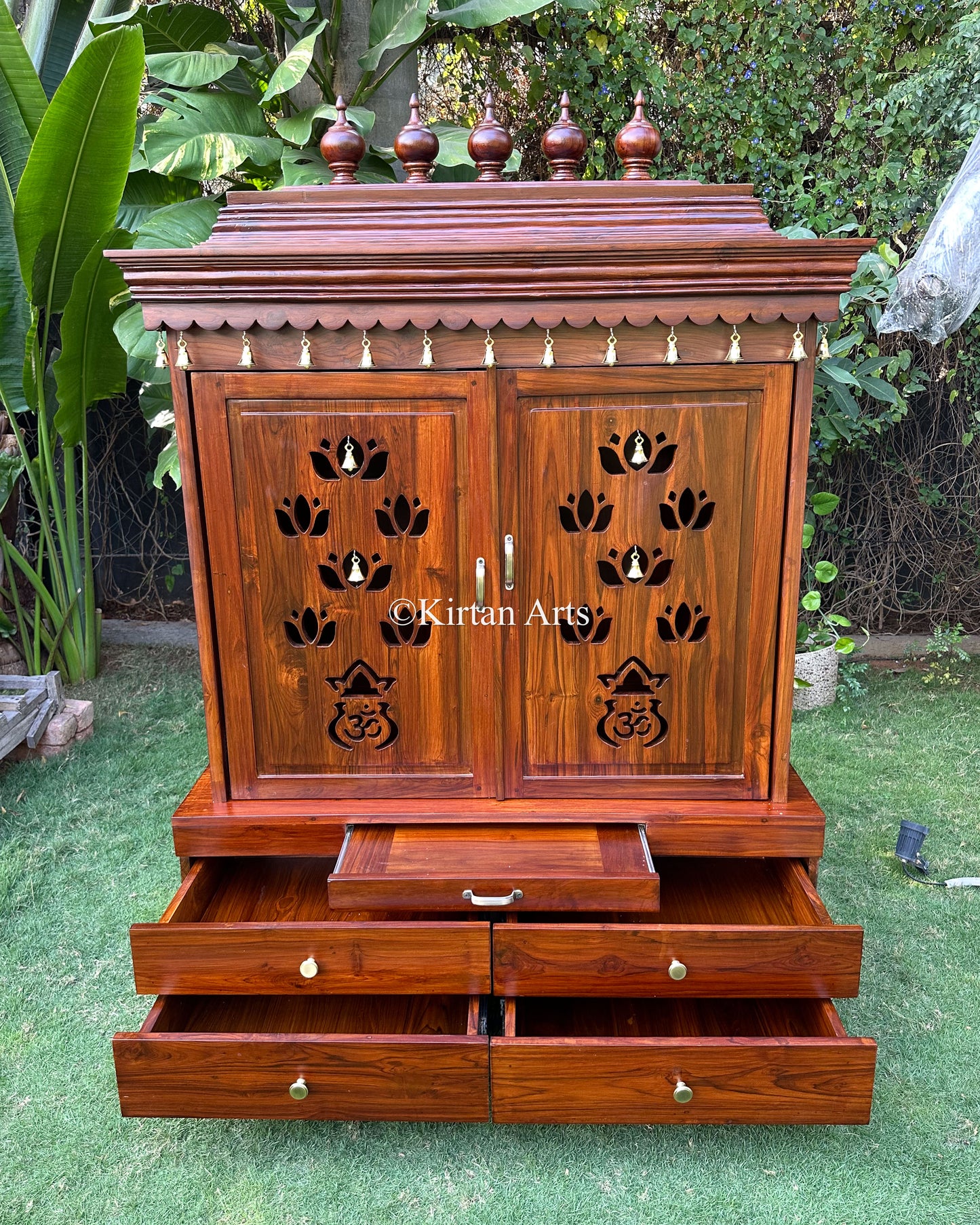 Teakwood Mandir with Pocket Doors | 5.6x4x2 ft | Customisable