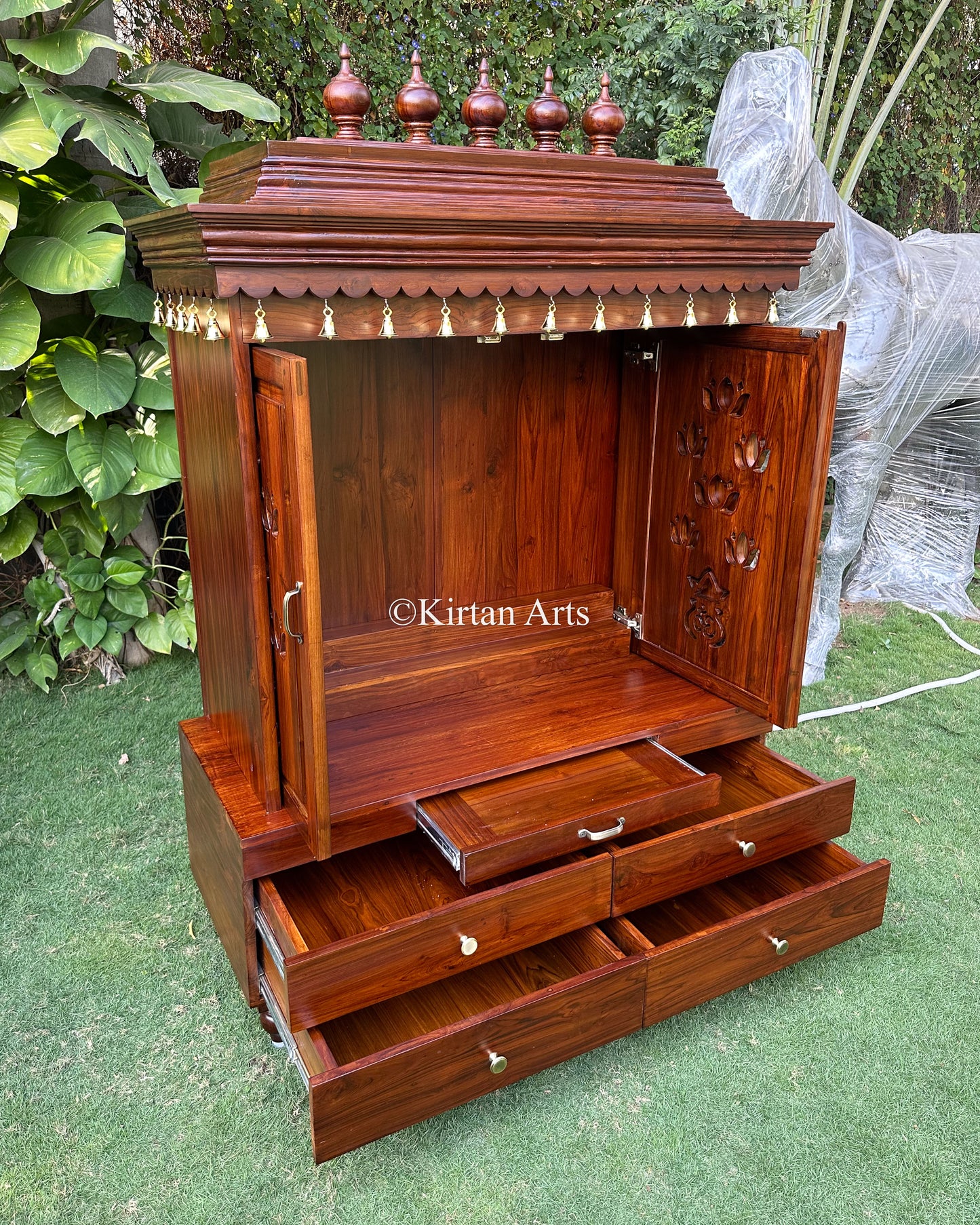 Teakwood Mandir with Pocket Doors | 5.6x4x2 ft | Customisable